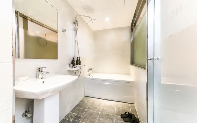Guri C Boutique Hotel