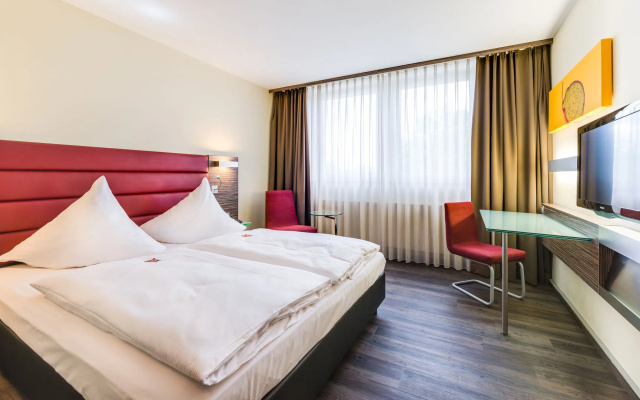NOVINA HOTEL Wöhrdersee Nürnberg City