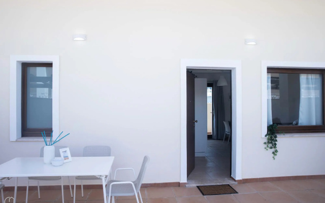 Welcomely - Degli Artigiani - Cala e Moro