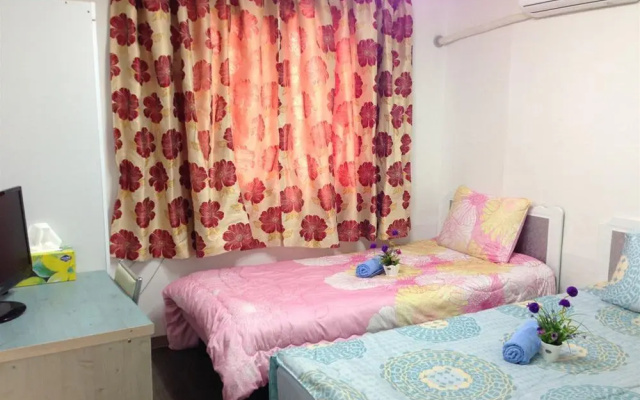 Amuse Guest House - Hostel