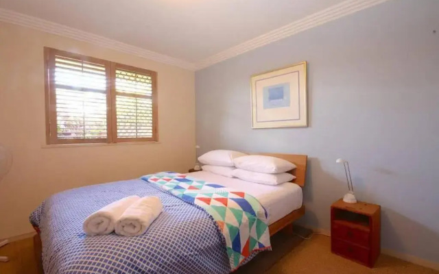 Byron Bay Accom - Byron Break - 4/32 Tennyson St