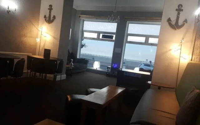 Residency hotel and Bar