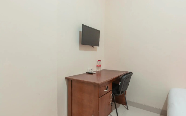 OYO 2364 Cempaka Harapan Indah