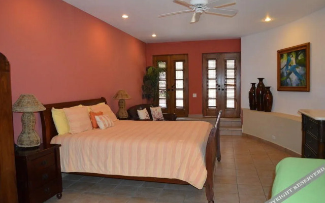 Villa Las Flores
