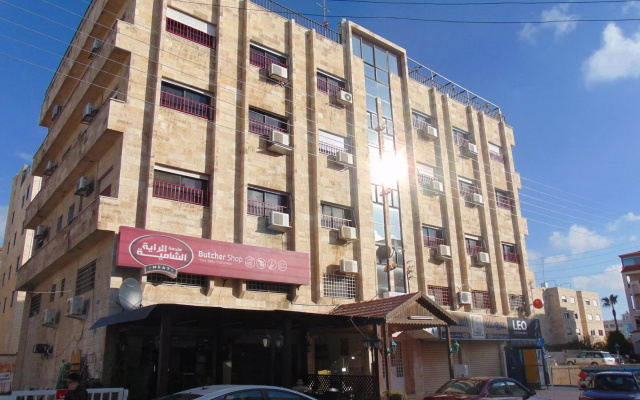 Al-Nujoom Hotel Suites