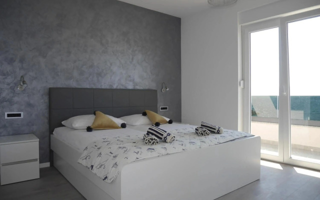 Luxury Apartments Beach