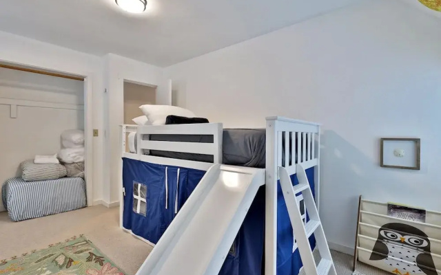 Mountainview Escape 4 Bedroom Home