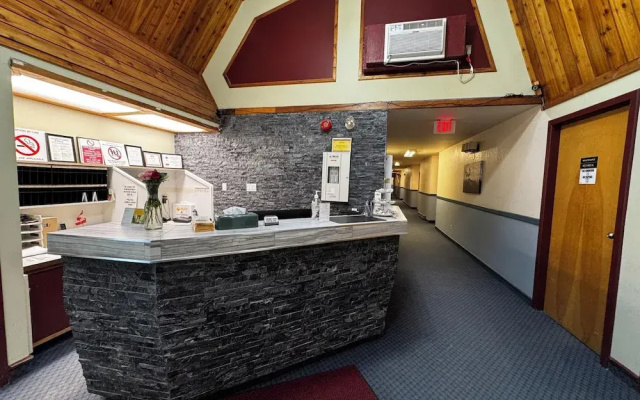 Zero-100 Motor Inn
