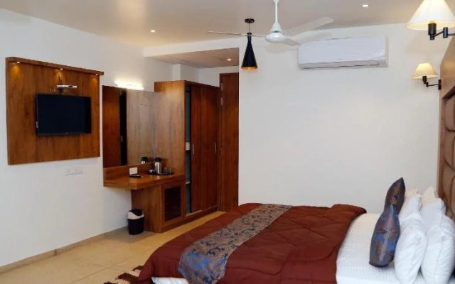 Hotel Bhabha