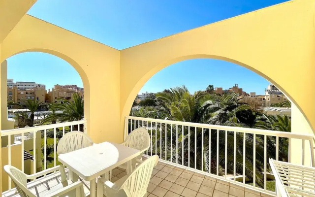 Apartment in Roquetas Near the Beach