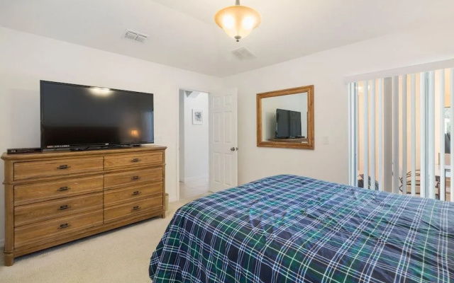 Veranda Palms 4470
