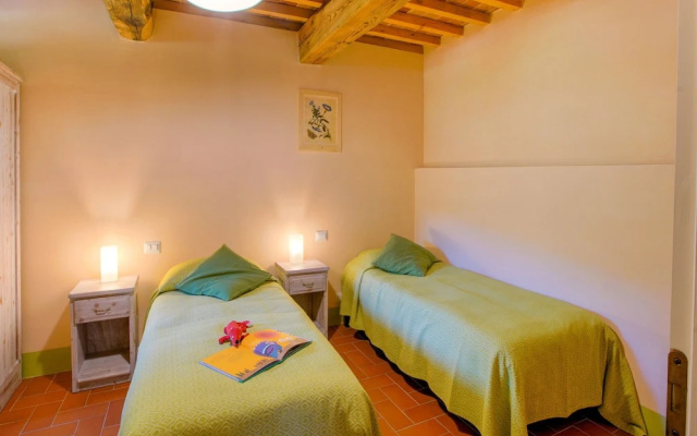 Cozy Holiday Home in Anghiari Italy With Pool