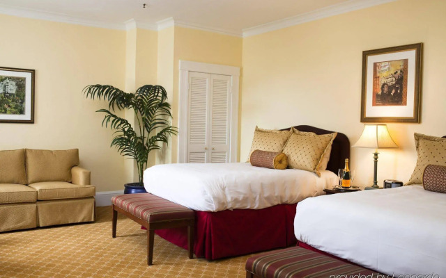 Claremont Resort & Club