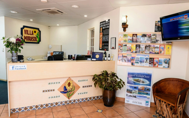 Villa Mirasol Motor Inn