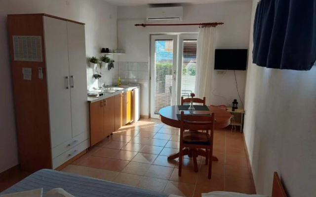 Apartments Burcul Pag