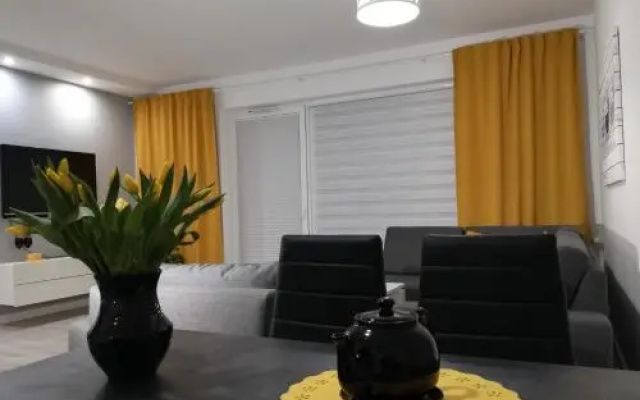 Luksusowy apartament z widokiem na jezioro
