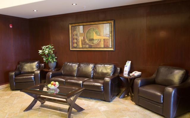 Holiday Inn Express Hotel & Suites WHITECOURT by IHG