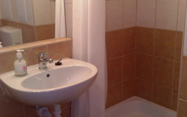 Victor Apartment Hotel