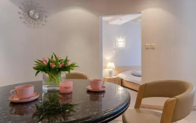 Hotel Azoty