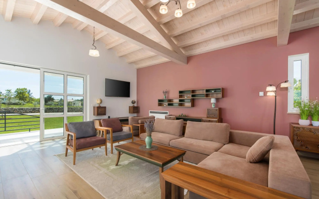 Arkaim in Filipana with 5 bedrooms and 5 bathrooms