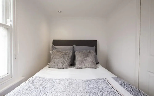 Paddington Apartments by Allô Housing