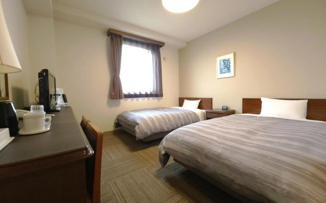 Hotel Route-Inn Court Shinonoi