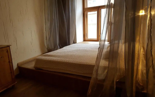 Old Town Apartment