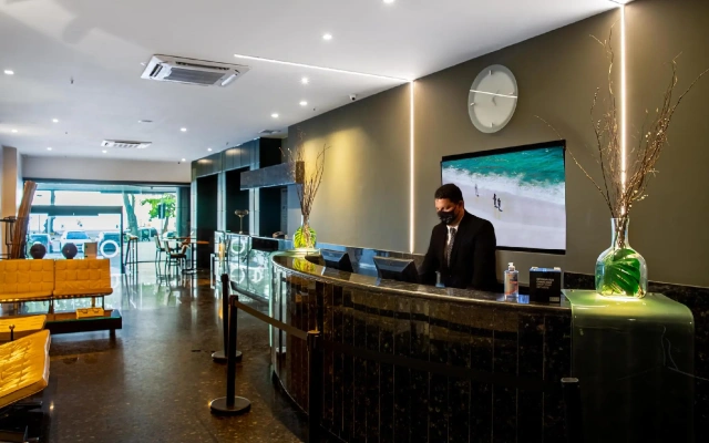 Orla Copacabana Hotel