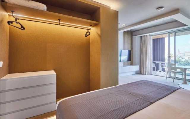 Silken Atlantis Suite – Holiday Homes