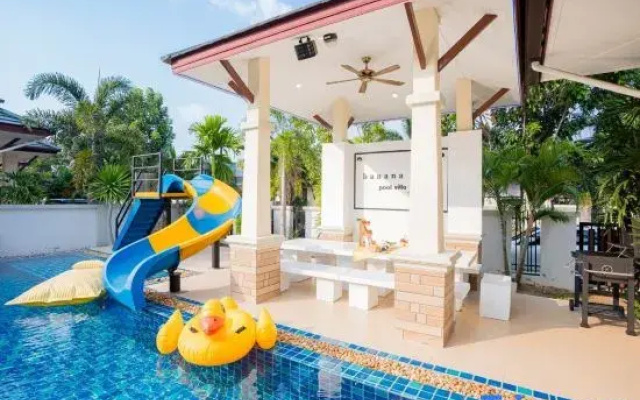 Banana tree Pool Villa
