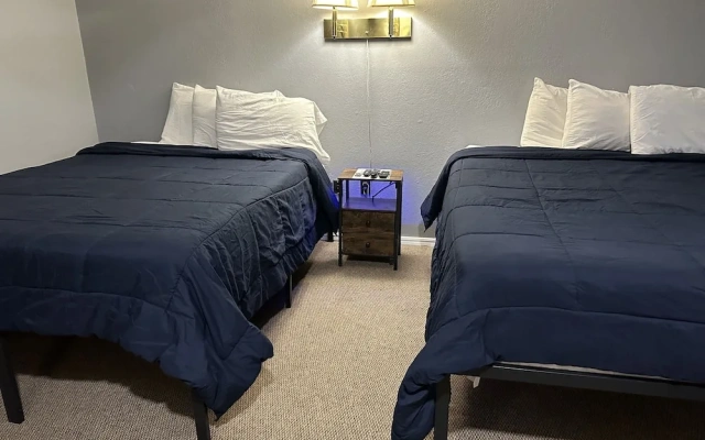Travelers Inn Motel