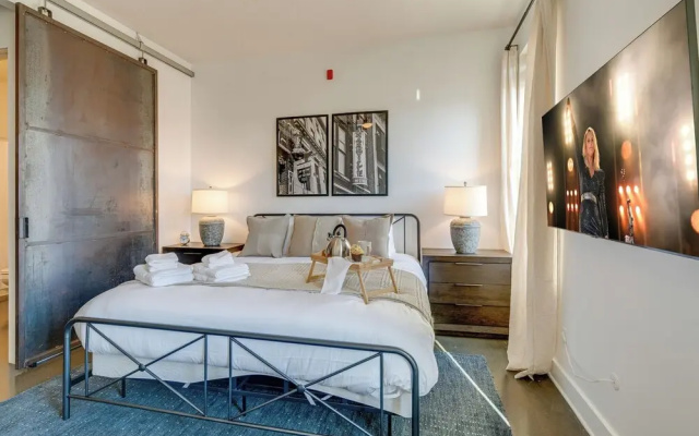 Lofts at 30th North