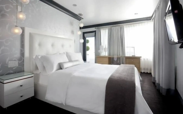 La Pensione Hotel