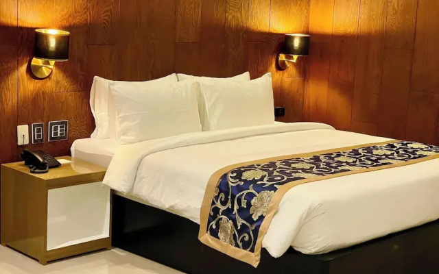 Sunday Hevea Hotel and Resort