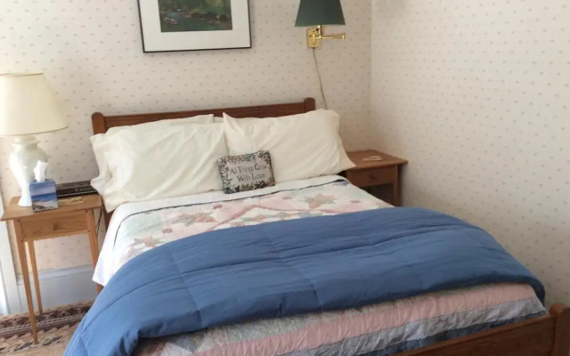 Clary Lake Bed and Breakfast