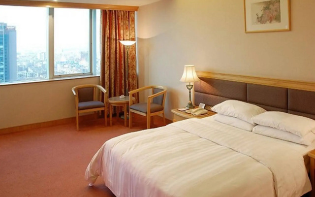 Guangzhou New Century Hotel