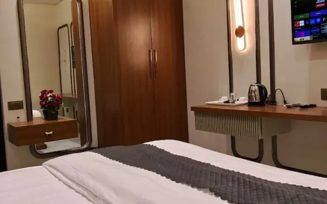 Hotel Sky Inn