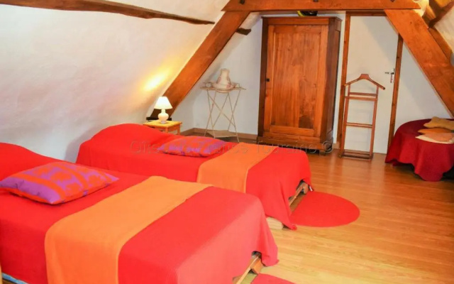 Gîte Saint-Jean-Saint-Germain, 4 pièces, 6 personnes - FR-1-381-52