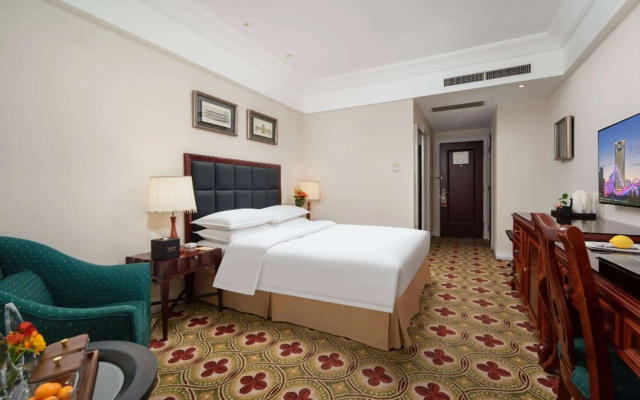 Ramada Plaza Optics Valley Hotel