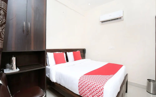 OYO 15620 Hotel Dynasty