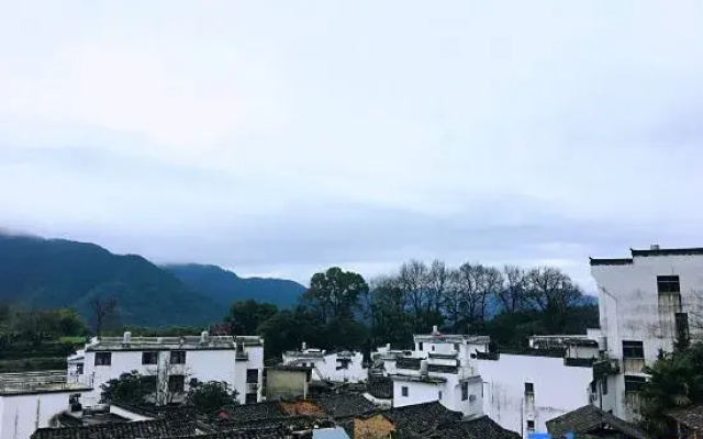 Jiangling Huamanyuan Homestay (Jiangling Scenic Area)