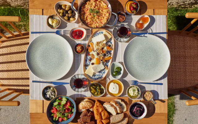 Meruno Alaçatı +12 Adult