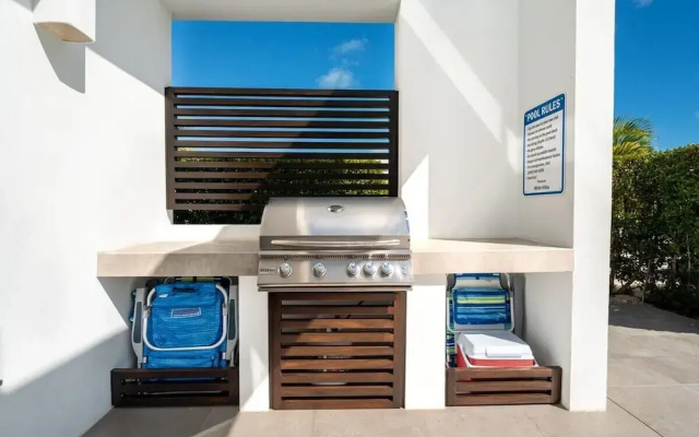2bdr Oceanside Vacation Villa, Hotel Amenities v3