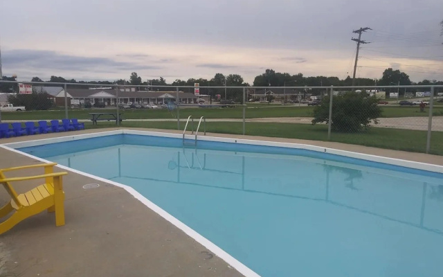 Western Hills Motel