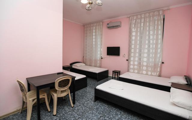 Aton Family Hotel (Атон фемили)