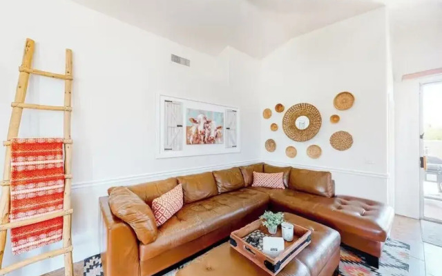Desert Oasis - Heated Pool Retreat