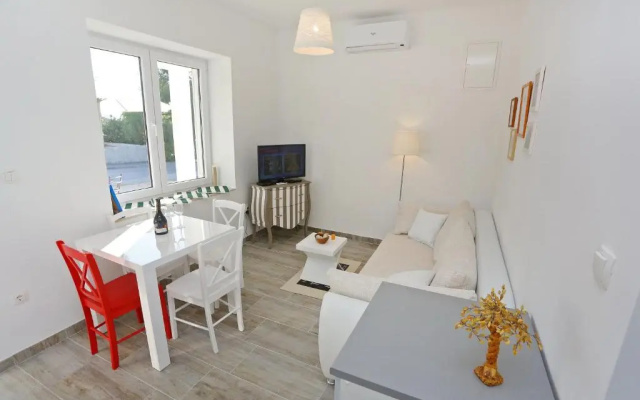 Pavles Apartment
