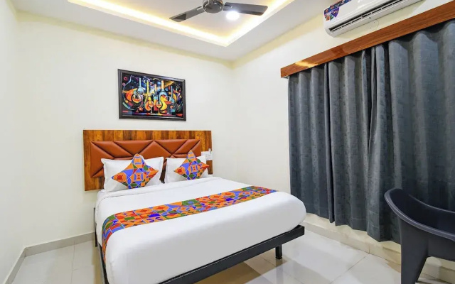 Fabhotel Navya Grand