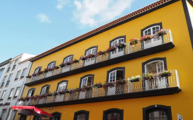 Globo Happy Hostel