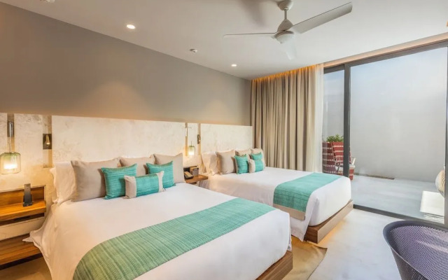 Solaz Signature Suites